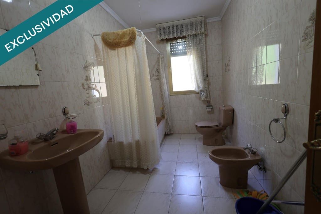 5 quarto Moradia para venda em Toreno - 190 000 € (Ref: 9921937)