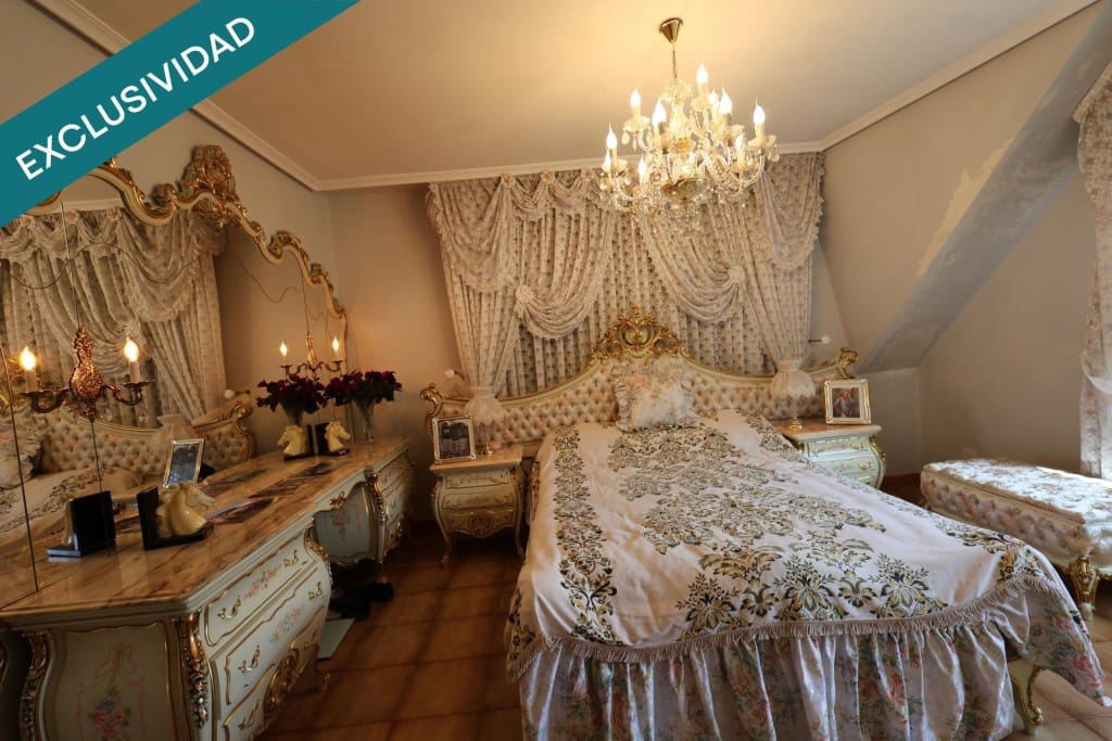 5 quarto Moradia para venda em Toreno - 190 000 € (Ref: 9921937)