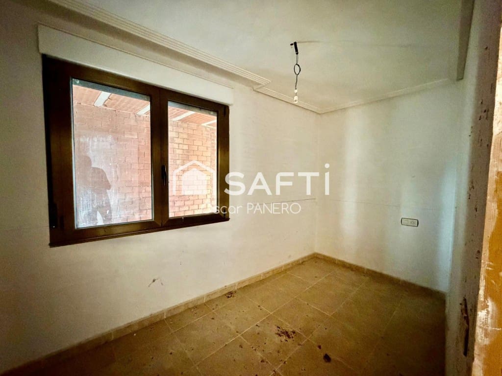 4 quarto Moradia para venda em Villarejo de Orbigo com garagem - 45 000 € (Ref: 9921938)