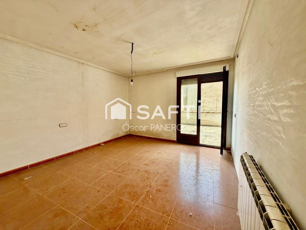 4 quarto Moradia para venda em Villarejo de Orbigo com garagem - 45 000 € (Ref: 9921938)