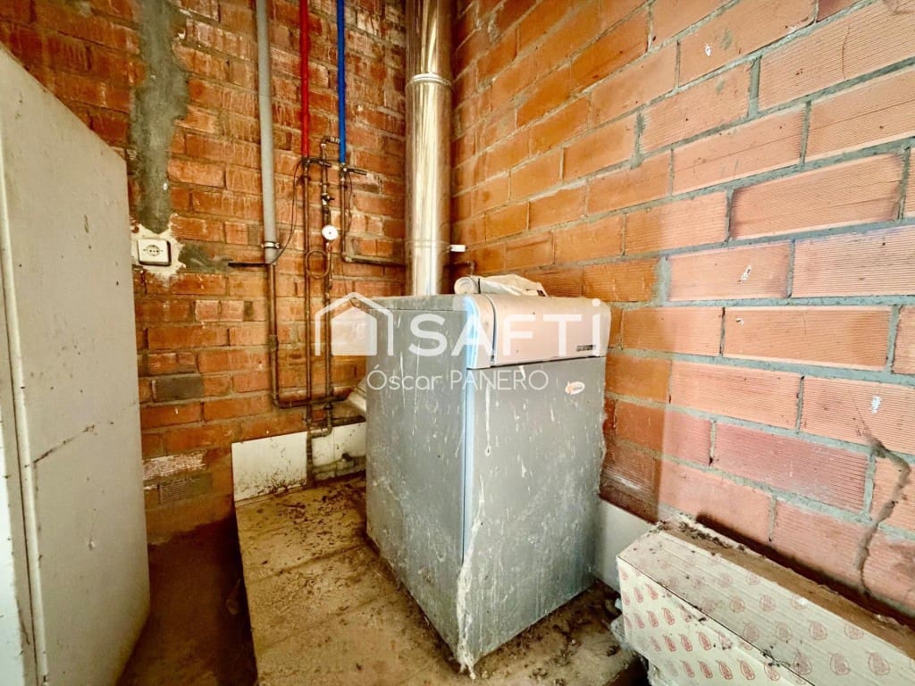 4 quarto Moradia para venda em Villarejo de Orbigo com garagem - 45 000 € (Ref: 9921938)
