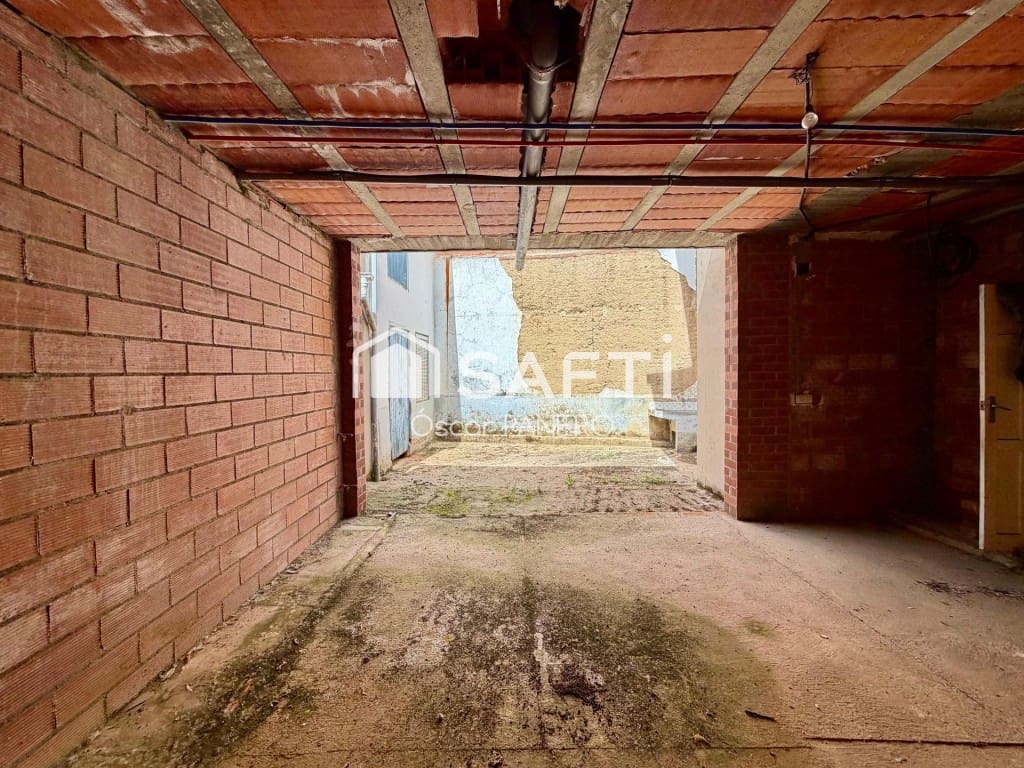 4 quarto Moradia para venda em Villarejo de Orbigo com garagem - 45 000 € (Ref: 9921938)