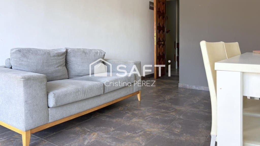 2 bedroom Apartment for sale in Blanes - € 145,000 (Ref: 9924305)