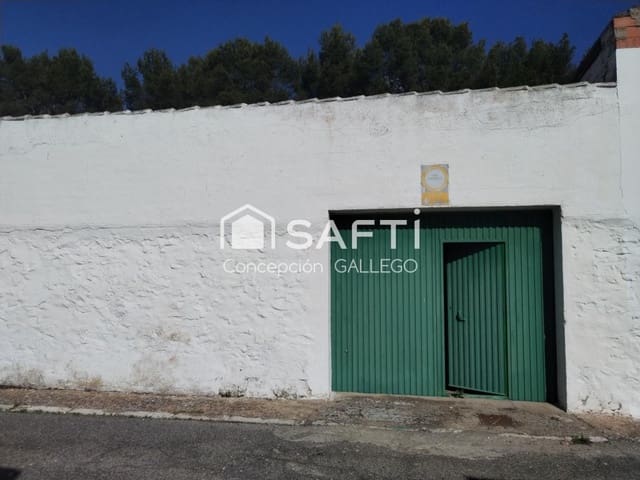 4 bedroom Villa for sale in Alcázar de San Juan - € 69,000 (Ref: 9924306)