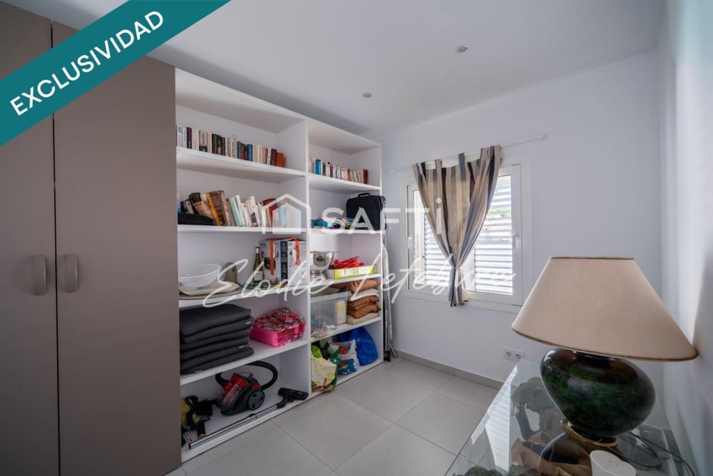 3 bedroom Villa for sale in Empuriabrava - € 429,000 (Ref: 9927055)