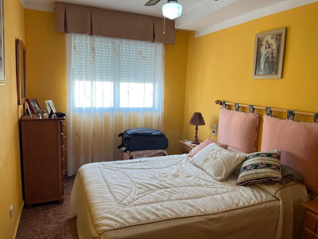 1 bedroom Apartment for sale in Miramar with pool garage - € 148,054 (Ref: 9927056)