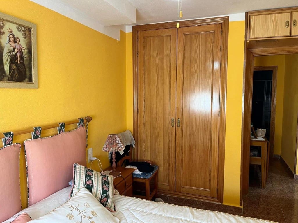 1 bedroom Apartment for sale in Miramar with pool garage - € 148,054 (Ref: 9927056)