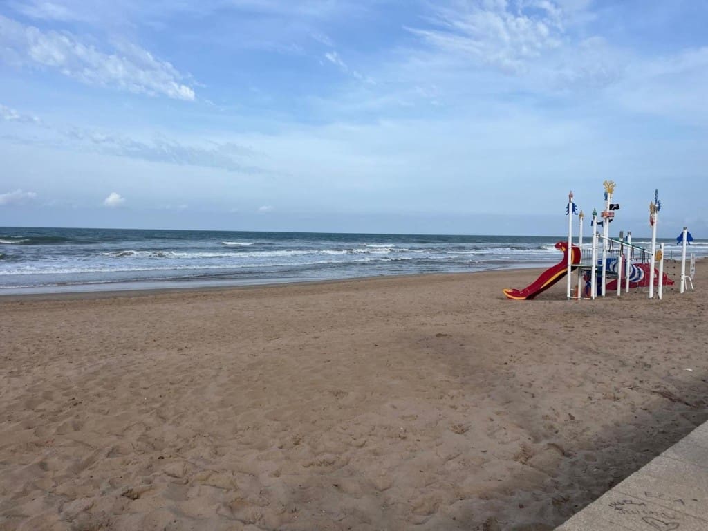 1 bedroom Apartment for sale in Miramar with pool garage - € 148,054 (Ref: 9927056)