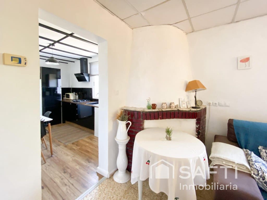 4 bedroom Finca/Country House for sale in Godelleta - € 178,000 (Ref: 9927058)