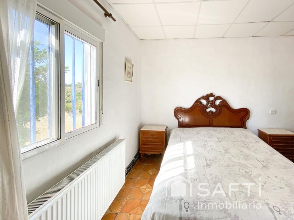 4 bedroom Finca/Country House for sale in Godelleta - € 178,000 (Ref: 9927058)