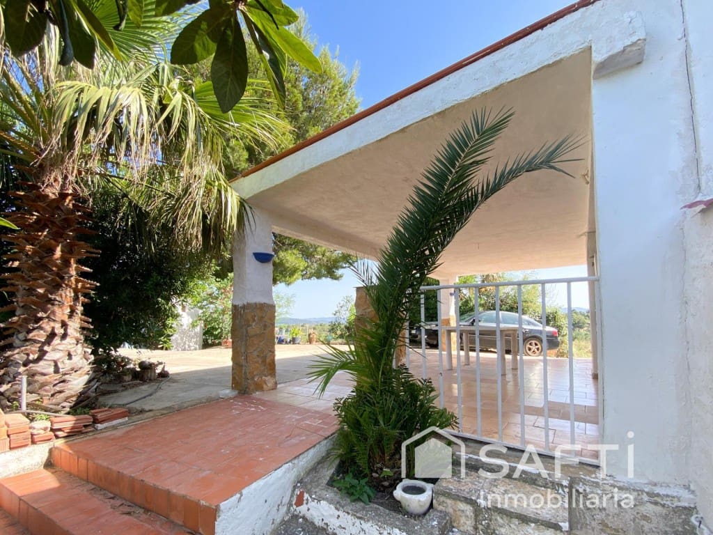 4 bedroom Finca/Country House for sale in Godelleta - € 178,000 (Ref: 9927058)