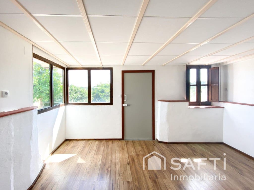 4 bedroom Finca/Country House for sale in Godelleta - € 178,000 (Ref: 9927058)