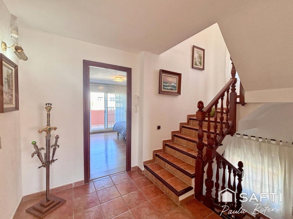 5 Zimmer Villa zu verkaufen in Sant Pere de Ribes mit Pool - 595.000 € (Ref: 9927059)