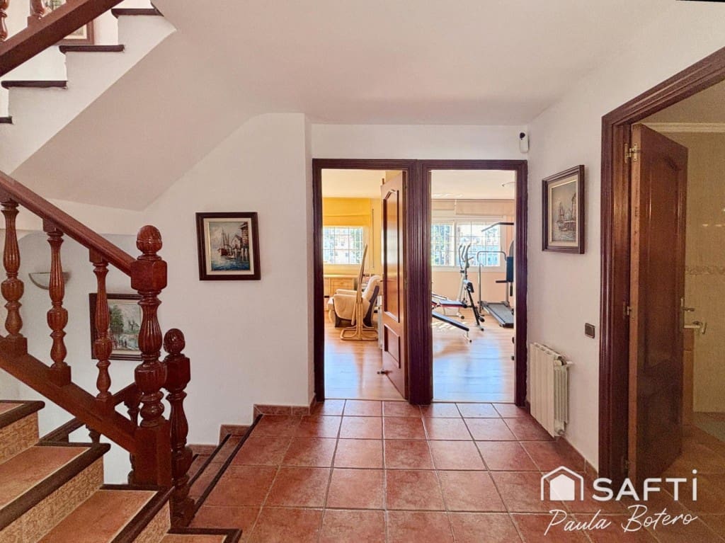 5 Zimmer Villa zu verkaufen in Sant Pere de Ribes mit Pool - 595.000 € (Ref: 9927059)