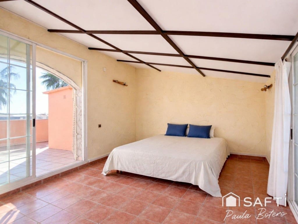 5 Zimmer Villa zu verkaufen in Sant Pere de Ribes mit Pool - 595.000 € (Ref: 9927059)