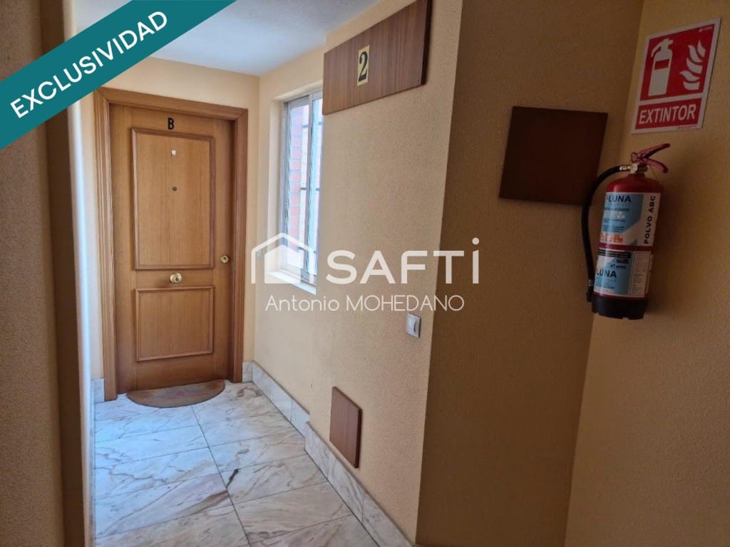 3 bedroom Apartment for sale in San Andres del Rabanedo - € 135,000 (Ref: 9927060)