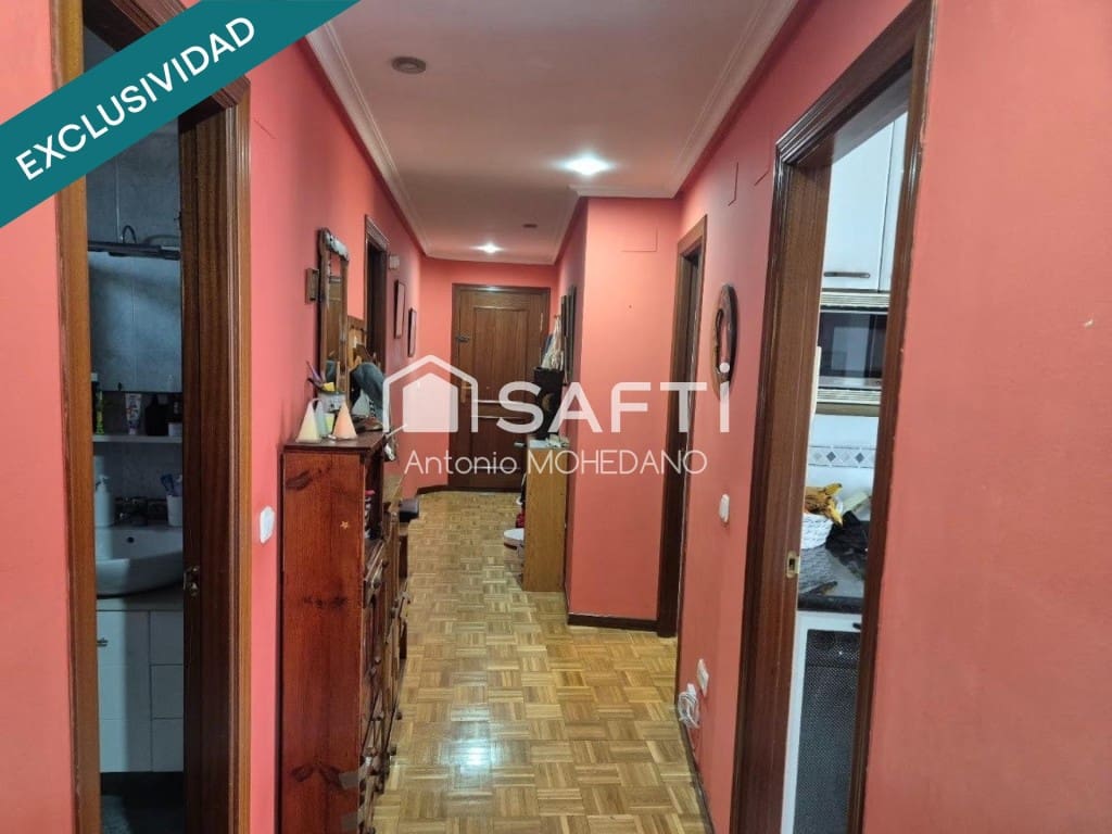 3 bedroom Apartment for sale in San Andres del Rabanedo - € 135,000 (Ref: 9927060)