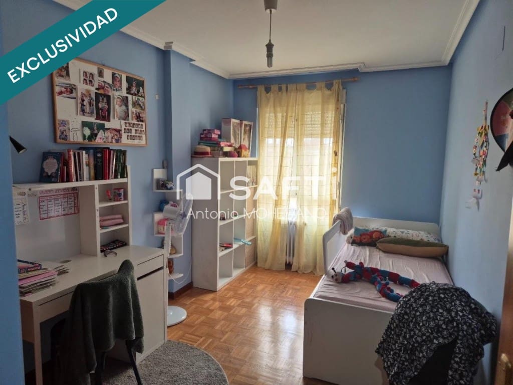 3 bedroom Apartment for sale in San Andres del Rabanedo - € 135,000 (Ref: 9927060)