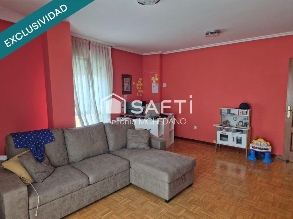 3 bedroom Apartment for sale in San Andres del Rabanedo - € 135,000 (Ref: 9927060)