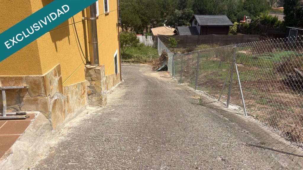 3 Zimmer Villa zu verkaufen in Lloret de Mar mit Garage - 255.000 € (Ref: 9929054)