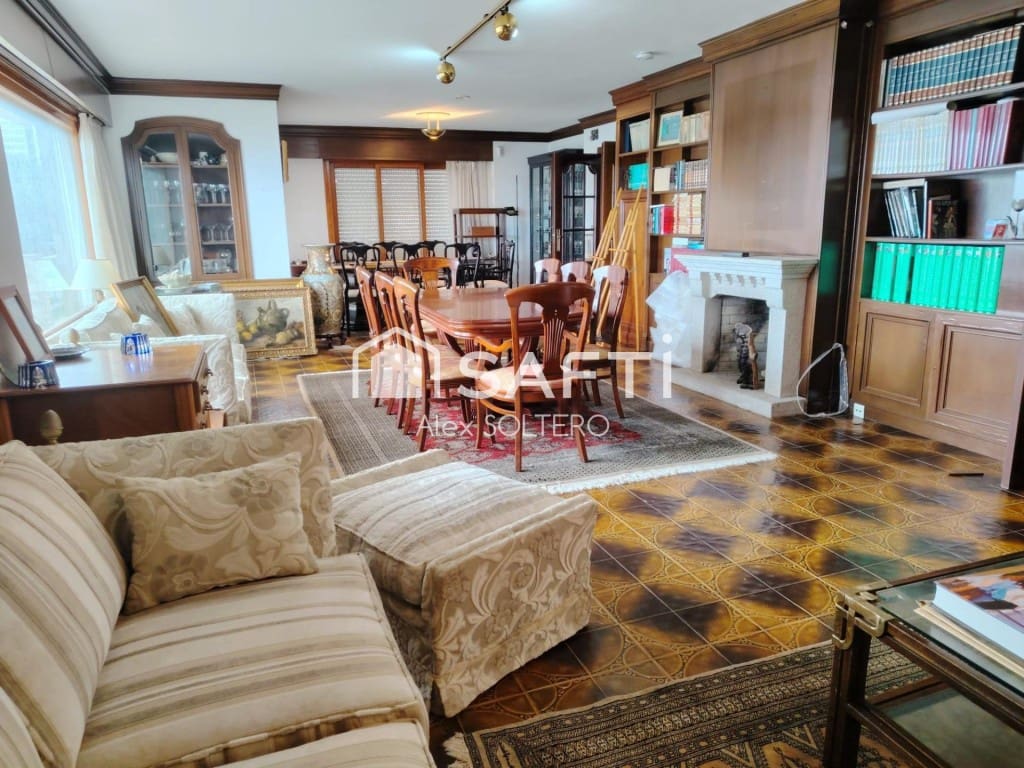 7 bedroom Villa for sale in Vigo with pool garage - € 1,750,000 (Ref: 9929057)