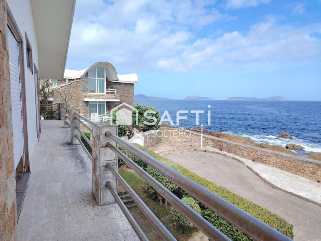7 bedroom Villa for sale in Vigo with pool garage - € 1,750,000 (Ref: 9929057)