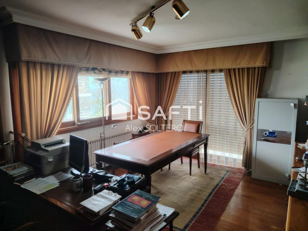 7 bedroom Villa for sale in Vigo with pool garage - € 1,750,000 (Ref: 9929057)