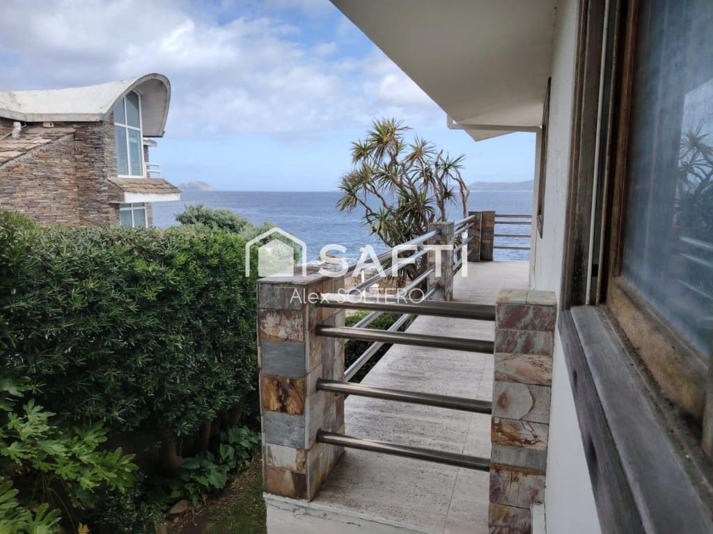 7 bedroom Villa for sale in Vigo with pool garage - € 1,750,000 (Ref: 9929057)