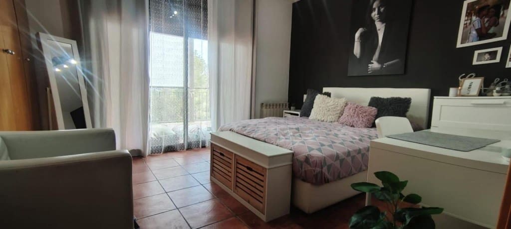 4 bedroom Villa for sale in Segur de Calafell with pool - € 420,000 (Ref: 9929058)