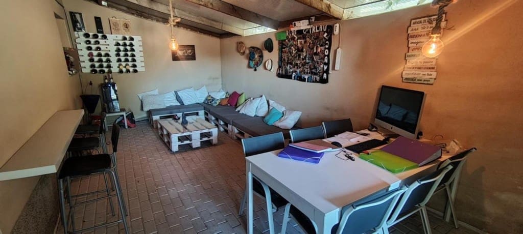 4 bedroom Villa for sale in Segur de Calafell with pool - € 420,000 (Ref: 9929058)