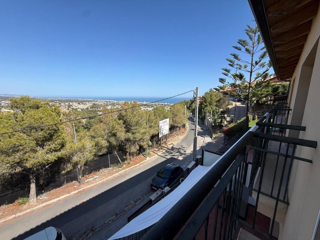 4 bedroom Villa for sale in Segur de Calafell with pool - € 420,000 (Ref: 9929058)