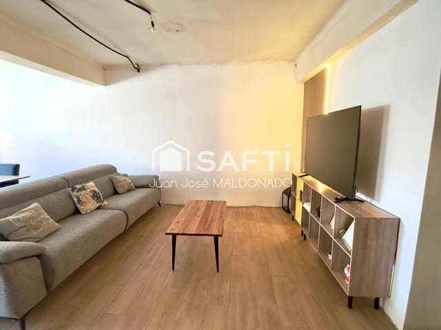 3 Zimmer Villa zu verkaufen in Vinaròs mit Garage - 135.000 € (Ref: 9933752)