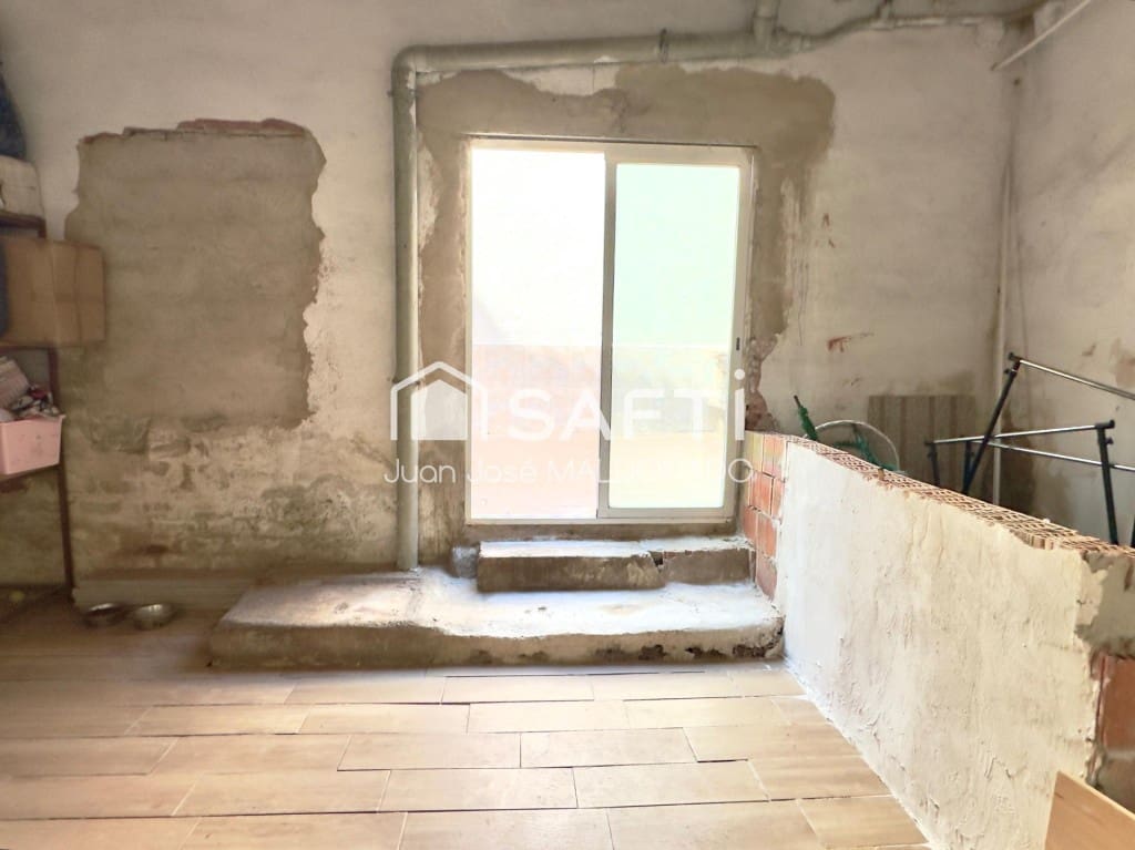 3 Zimmer Villa zu verkaufen in Vinaros mit Garage - 135.000 € (Ref: 9933752)