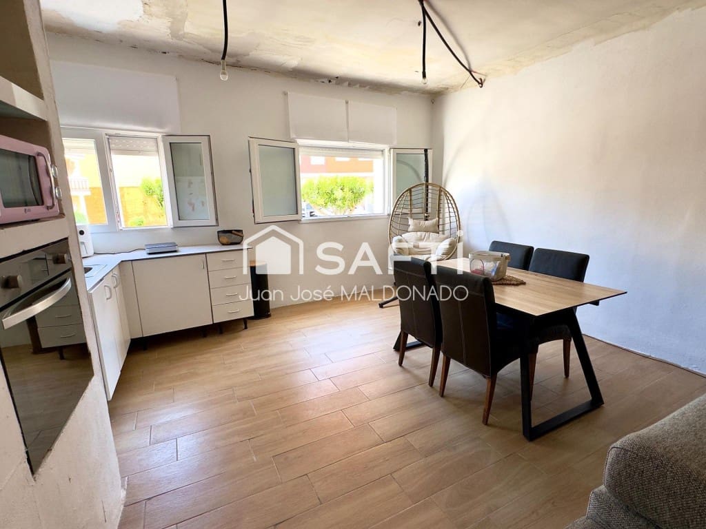 3 Zimmer Villa zu verkaufen in Vinaros mit Garage - 135.000 € (Ref: 9933752)