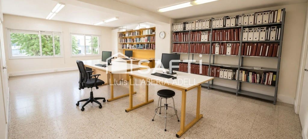 Office for sale in Tarragona city - € 149,900 (Ref: 9933758)