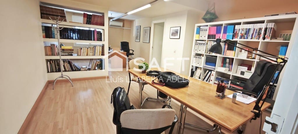 Office for sale in Tarragona city - € 149,900 (Ref: 9933758)