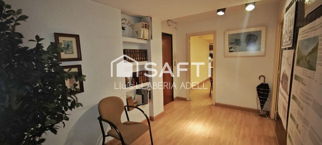 Office for sale in Tarragona city - € 149,900 (Ref: 9933758)