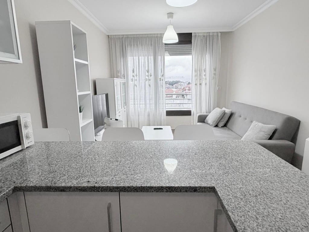 1 bedroom Apartment for sale in Sanxenxo with garage - € 250,000 (Ref: 9933760)