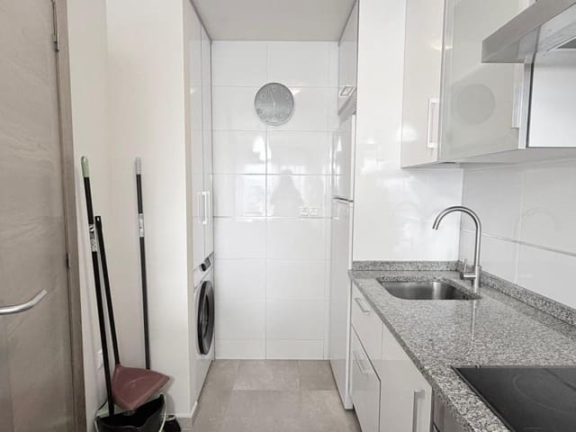 1 soveværelse Lejlighed til salg i Sanxenxo med garage - € 250.000 (Ref: 9933760)