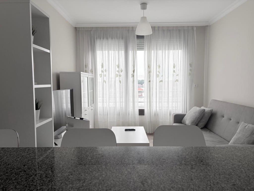1 bedroom Apartment for sale in Sanxenxo with garage - € 250,000 (Ref: 9933760)