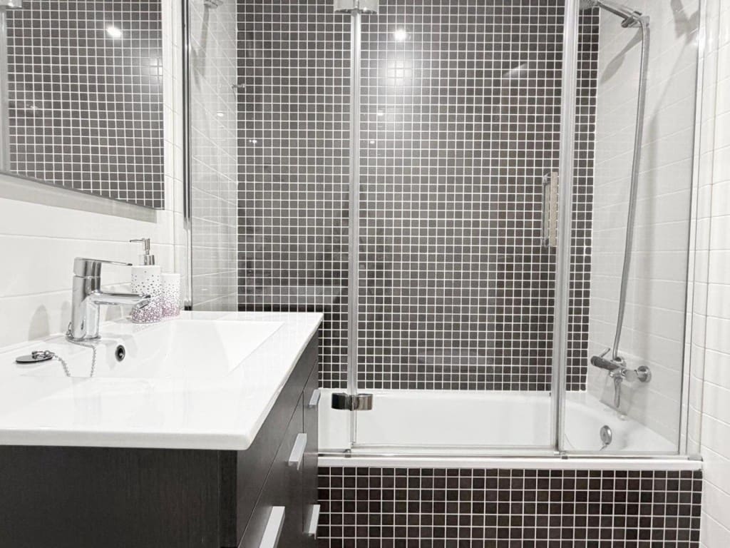 1 bedroom Apartment for sale in Sanxenxo with garage - € 250,000 (Ref: 9933760)