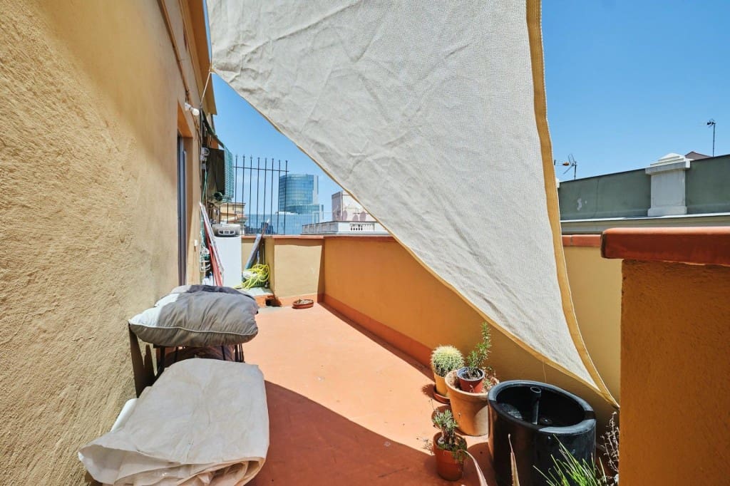 1 Zimmer Penthouse zu verkaufen in Barcelona Stadt - 225.000 € (Ref: 9937829)