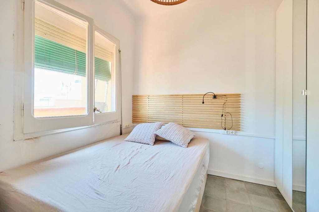 1 Zimmer Penthouse zu verkaufen in Barcelona Stadt - 225.000 € (Ref: 9937829)