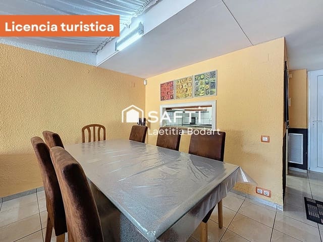 4 quarto Moradia em Banda para venda em Empuriabrava, Castelló d'Empúries - 445 000 € (Ref: 9937830)