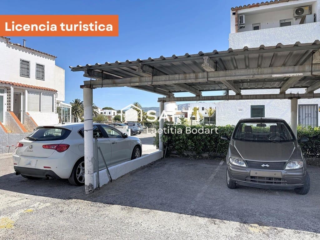 4 quarto Moradia em Banda para venda em Empuriabrava - 445 000 € (Ref: 9937830)