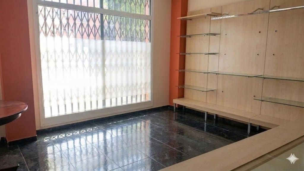 Komercyjne na sprzedaż w Martorell - 155 500 € (Ref: 9937837)