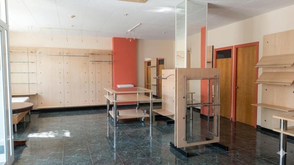 Komercyjne na sprzedaż w Martorell - 155 500 € (Ref: 9937837)