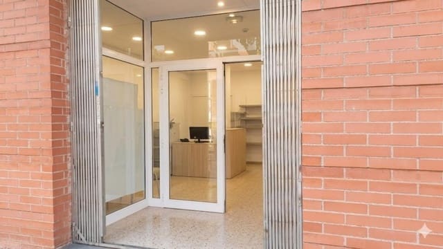Komercyjne na sprzedaż w Martorell - 155 500 € (Ref: 9937837)