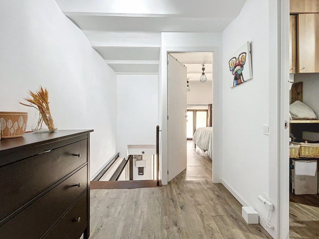 5 Zimmer Wohnung zu verkaufen in Barcelona Stadt - 420.000 € (Ref: 9939633)