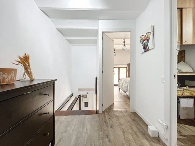 5 Zimmer Wohnung zu verkaufen in El Poble Sec, Barcelona Stadt - 420.000 € (Ref: 9939633)